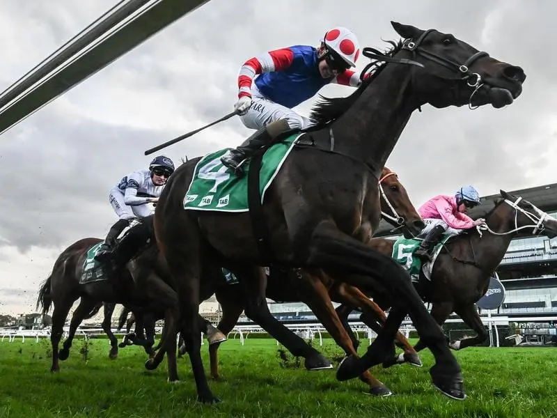 Spaceboy wins at Randwick.