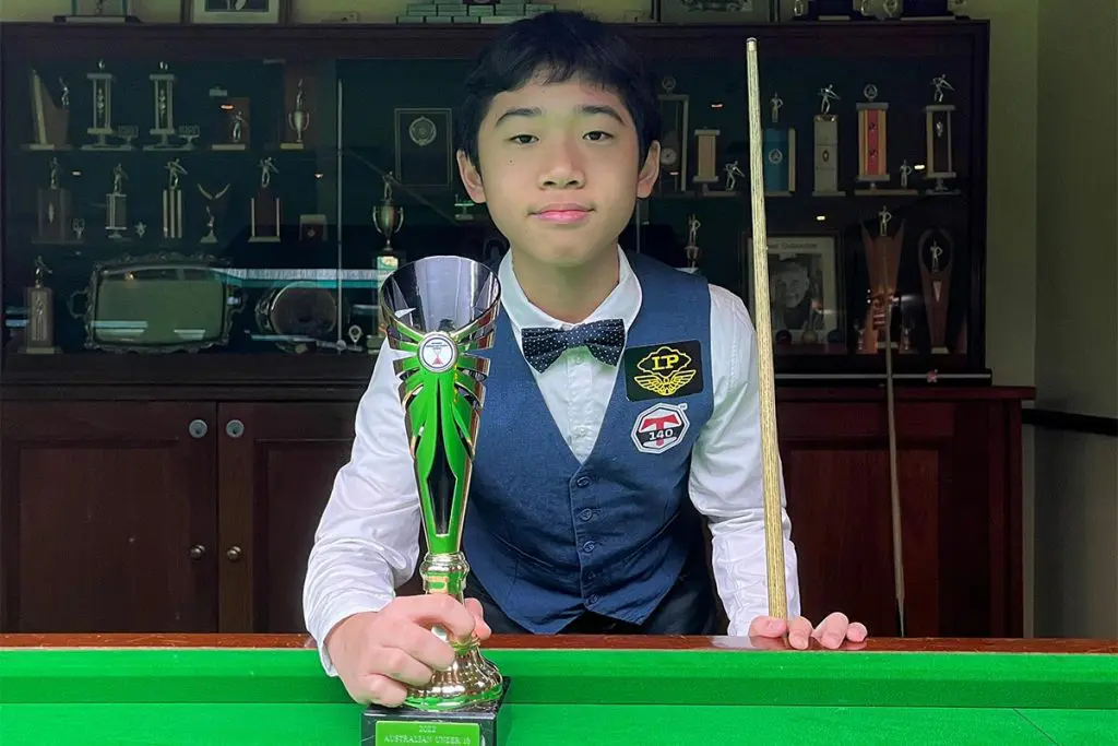 Under-16 snooker champ Jason Yu