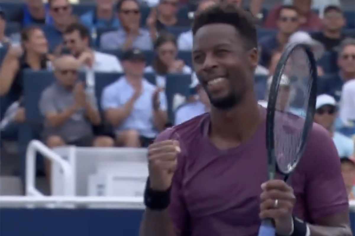 Gael Monfils Defeats Carlos Alcaraz