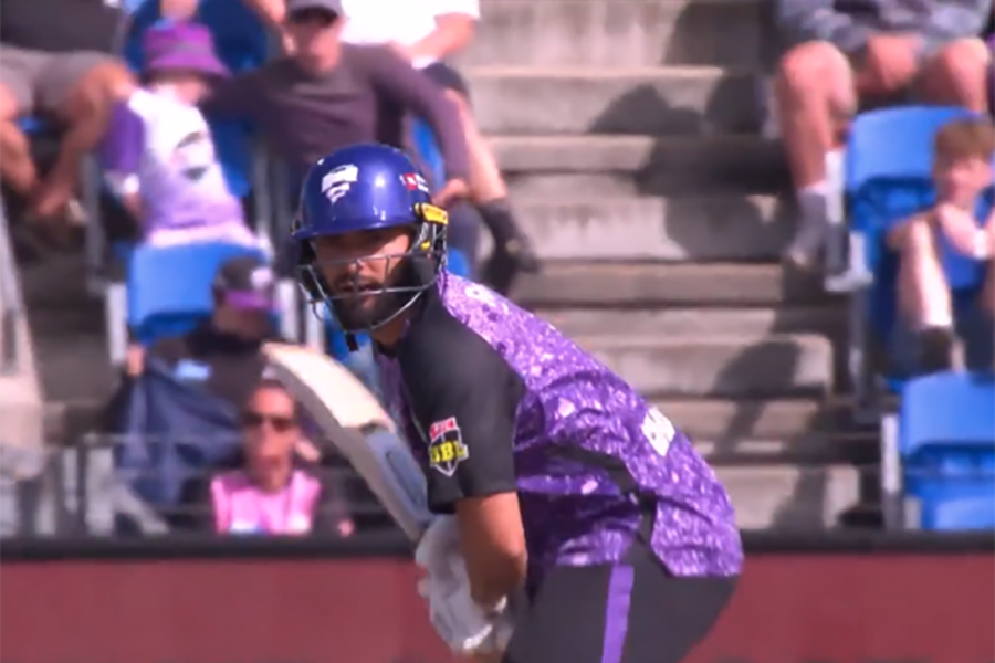 Hobart Hurricanes beat Sydney Sixers