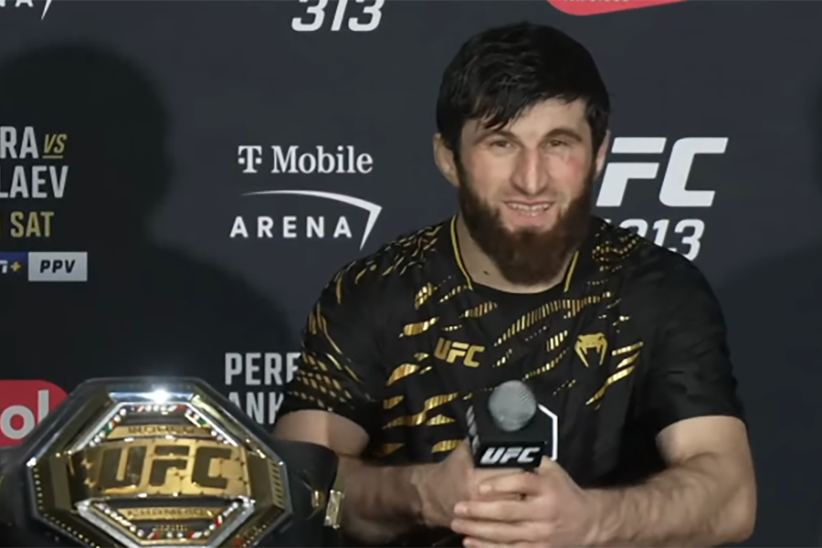 Magomed Ankalaev defeat Pereira