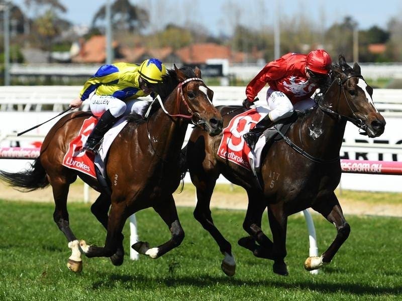 Extra Brut wins at Caulfield.