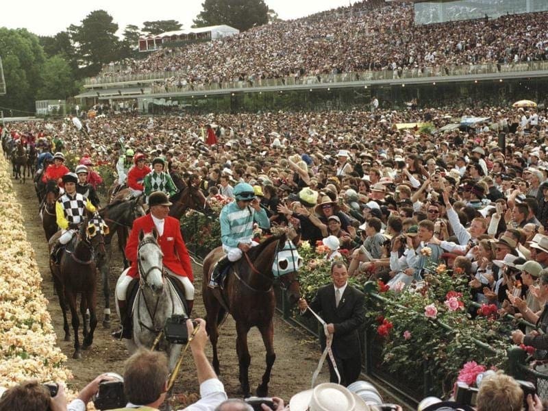 John Marshall, winner of the 1999 Melbourne Cup on Rogan Josh, has died aged 60. marshall